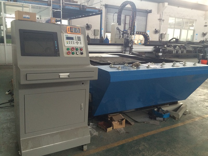 व्यावसायिक पाईप फायबर लेसर कटिंग मशीन लेसर कटर